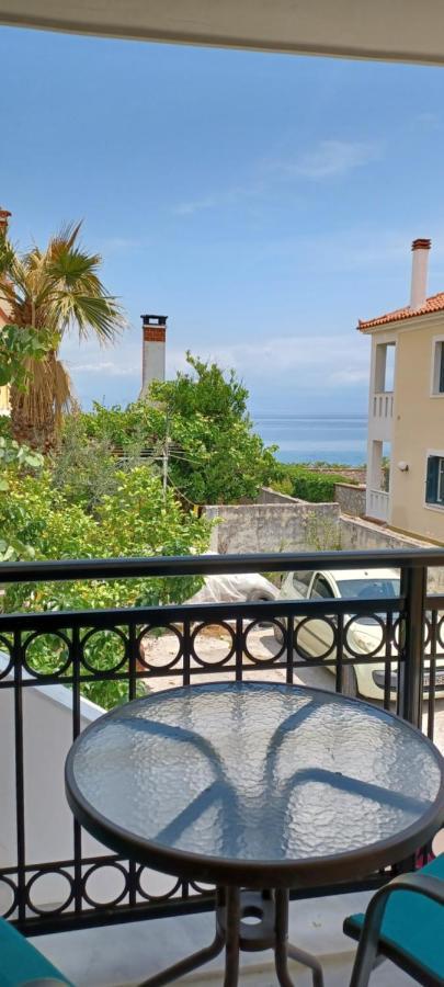 Seaview Luxury Apartment Mytilene ภายนอก รูปภาพ