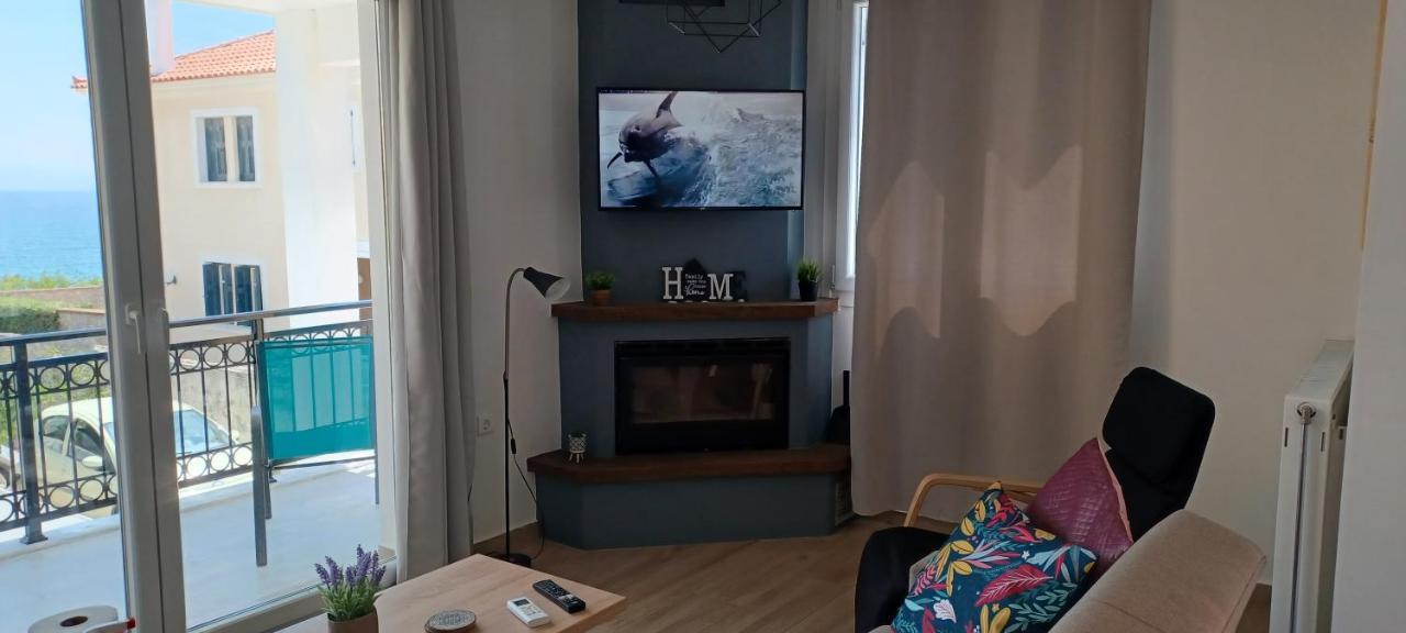 Seaview Luxury Apartment Mytilene ภายนอก รูปภาพ